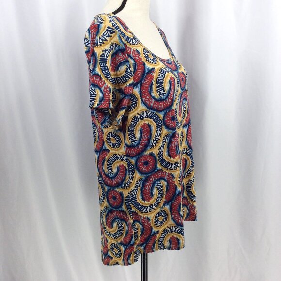 NWT LuLaRoe Classic T Top Womens Size Medium Geometric Red Blue Short Sleeve - Picture 2 of 10